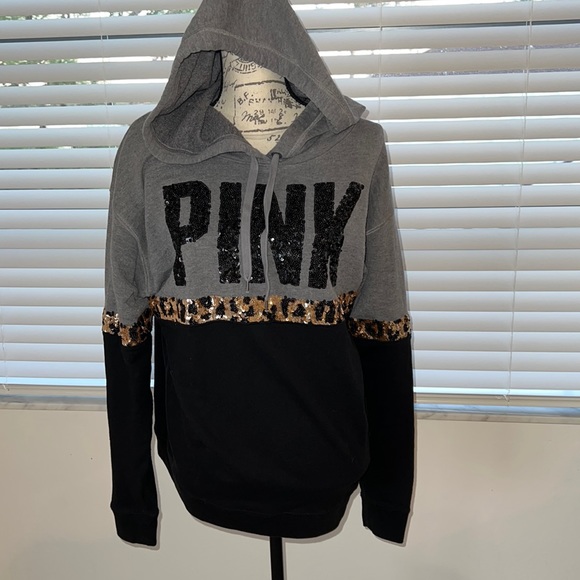 PINK Victoria's Secret Jackets & Blazers - RARE Victoria’s Secret PINK leopard print hoodie
